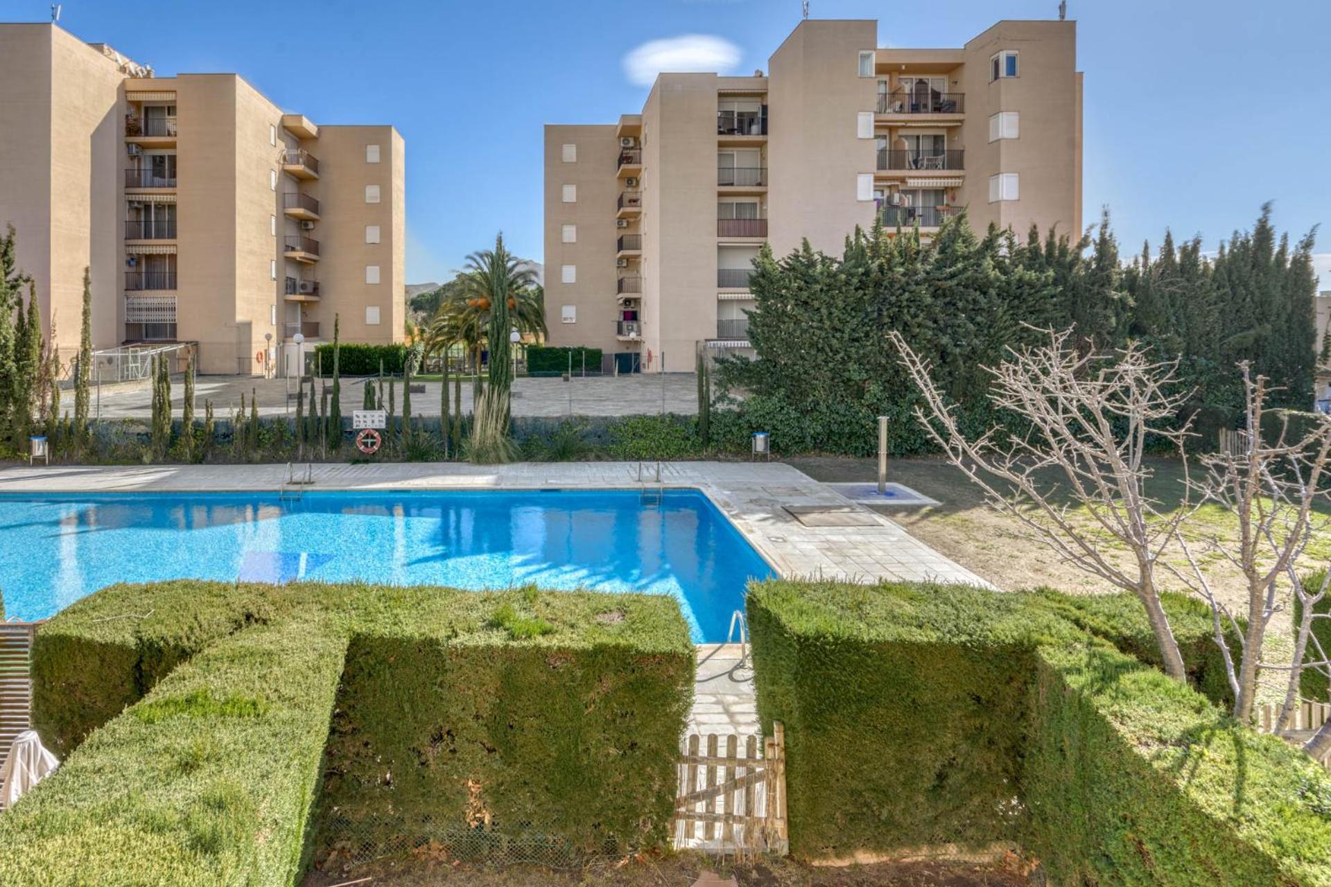 Hébergement de vacances Maison 3 Avec Piscine Comm Irvr09 *